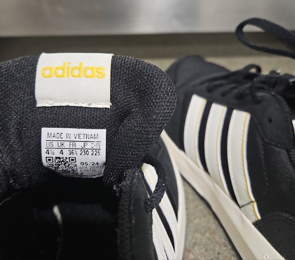 Adidas Black and White Sneakers - Picture 6 of 6